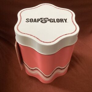 Soap & Glory Pink Me Up 4 Mini Pink Me Ups  New/Sealed